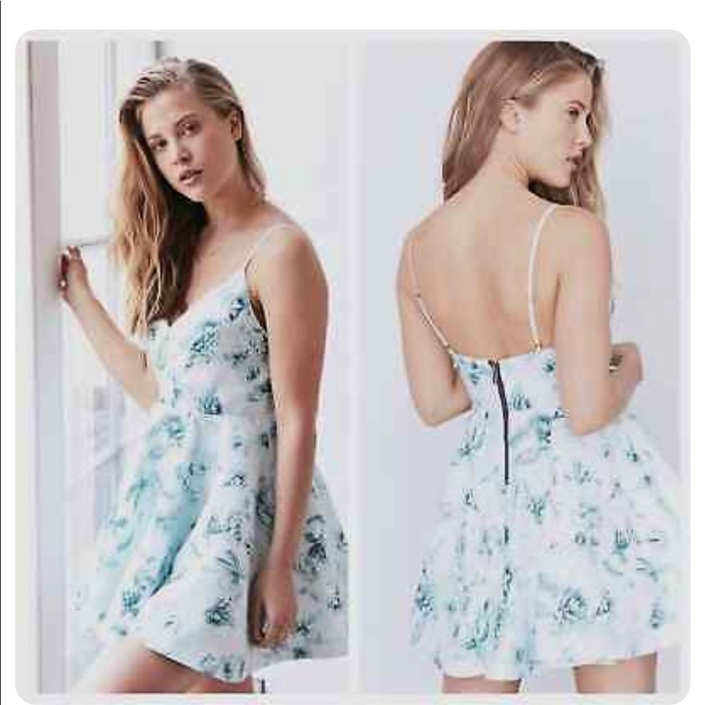 UO  silence  + noise 3D Floral Cocktail Party Fit + Flare Mini Dress